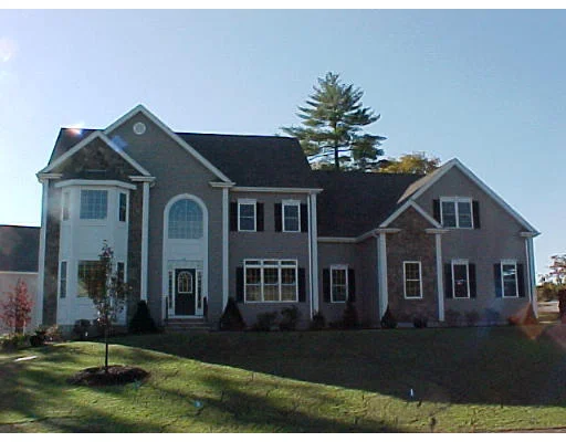Unit for sale at 68 Lenox Drive, Franklin, MA 02038