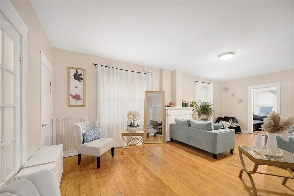 Unit for sale at 286 California Ave, Providence, RI 02905