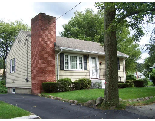 Unit for sale at 77 Abbott St, Braintree, MA 02184