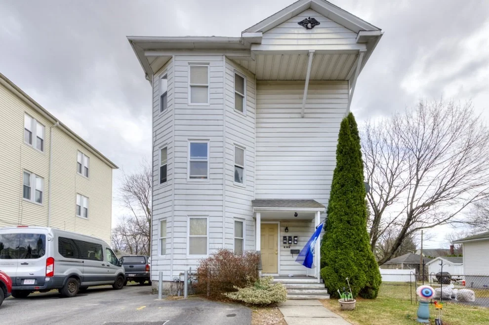 Unit for sale at 130 Kenberma Road, Worcester, MA 01604
