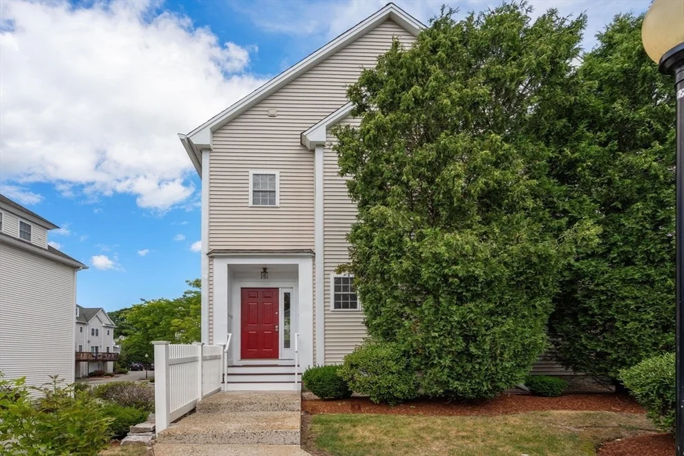 Unit for sale at 555 Main St, Woburn, MA 01801