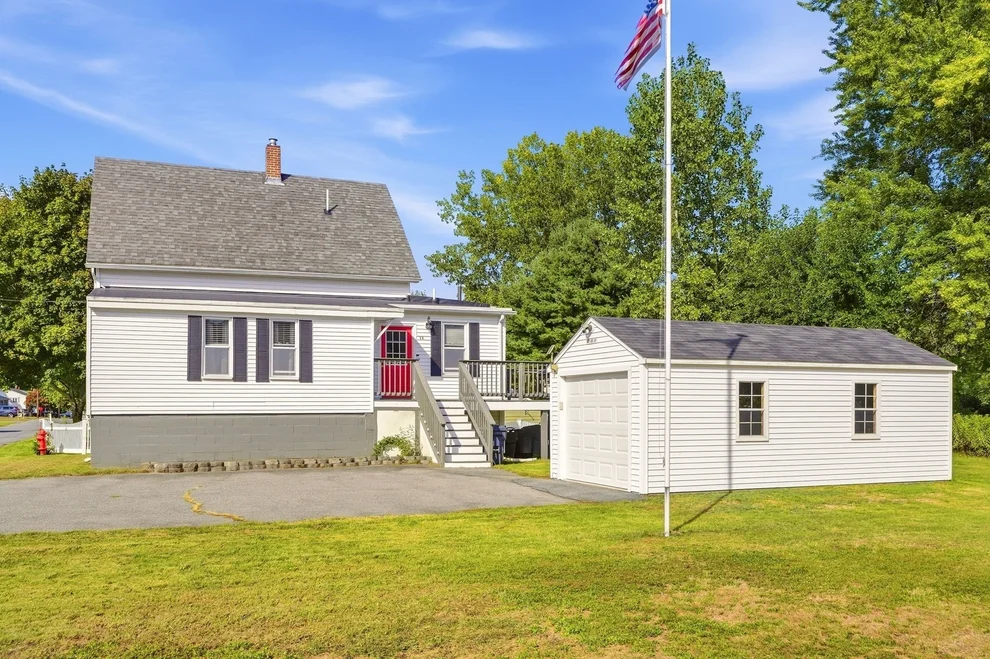 Unit for sale at 11 Russell St, Methuen, MA 01844