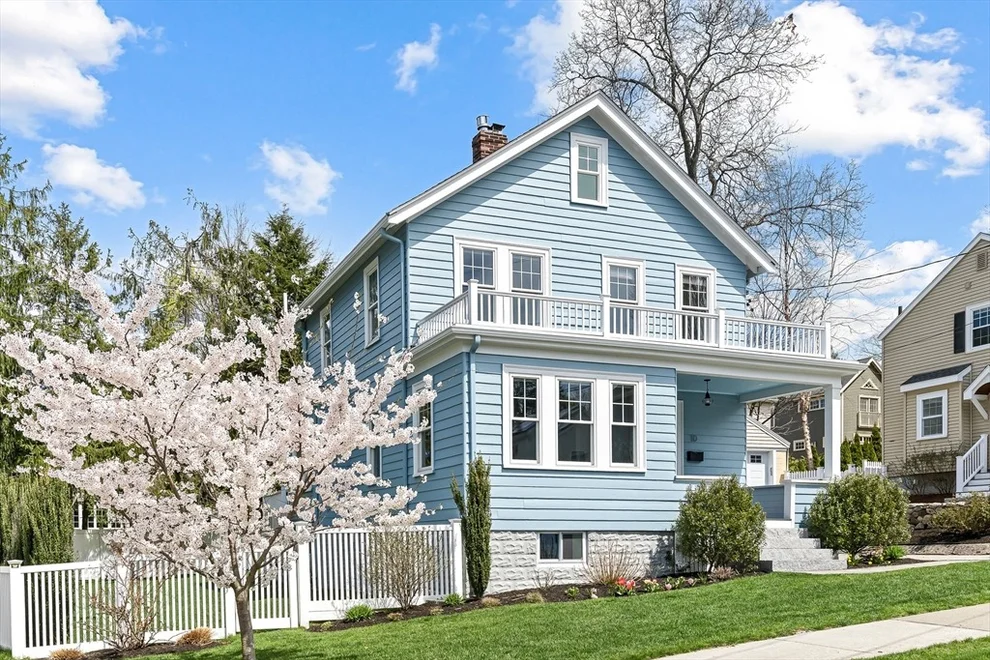 Unit for sale at 10 Bonad Road, Winchester, MA 01890