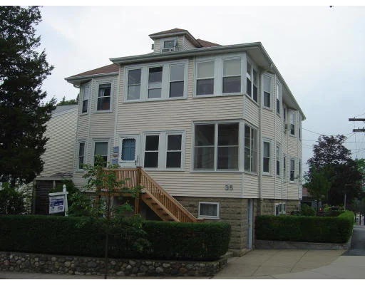 Unit for sale at 35 Richardson Street, Wakefield, MA 01880
