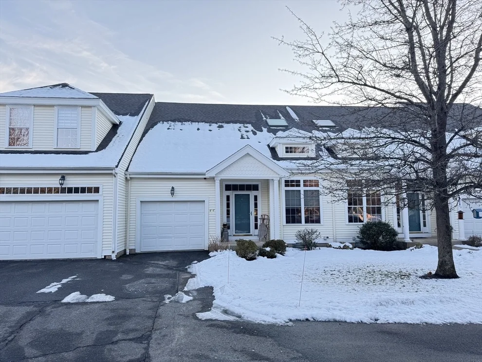 Unit for sale at 6 Kingson Lane, Medway, MA 02053