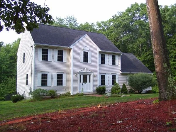 Unit for sale at 268 Manchaug Rd, Sutton, MA 01590