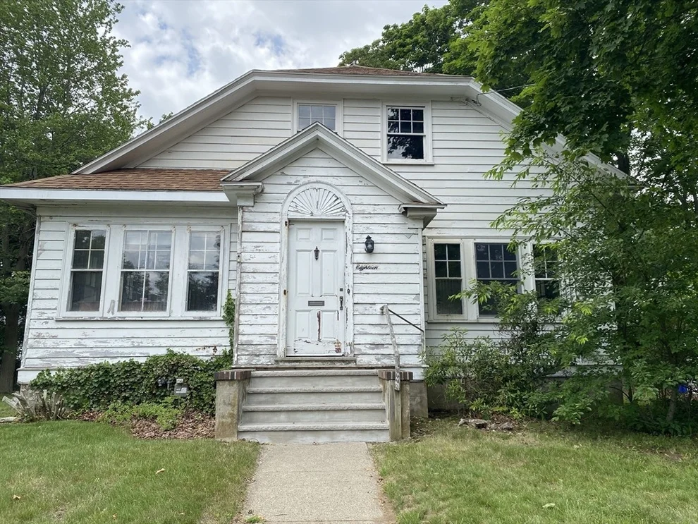 Unit for sale at 18 Princeton Ave, Beverly, MA 01915