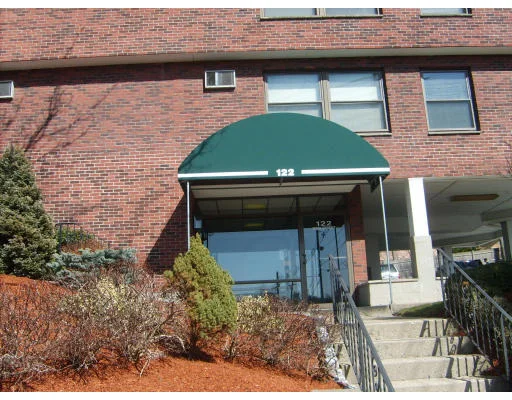 Unit for sale at 122 Main Street, Stoneham, MA 02180
