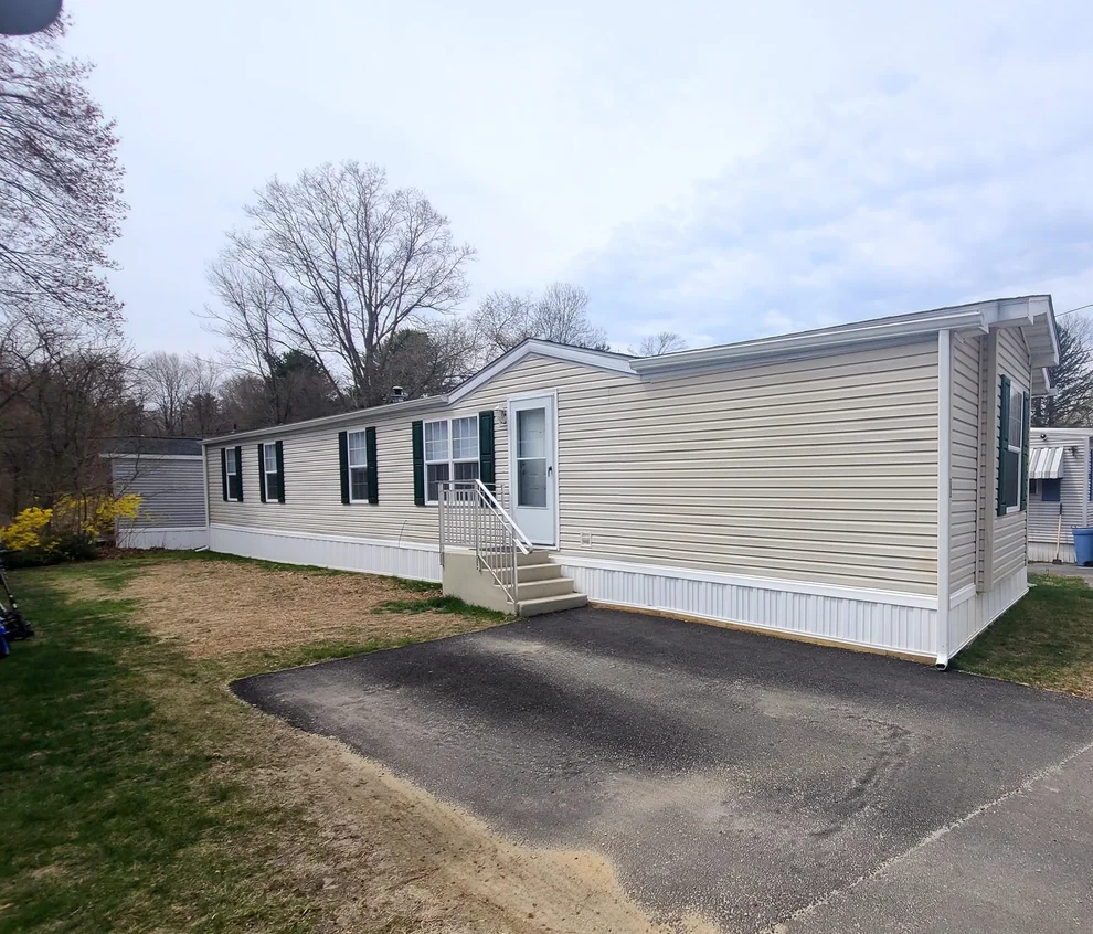 Unit for sale at 3 Washington Street, Auburn, MA 01501