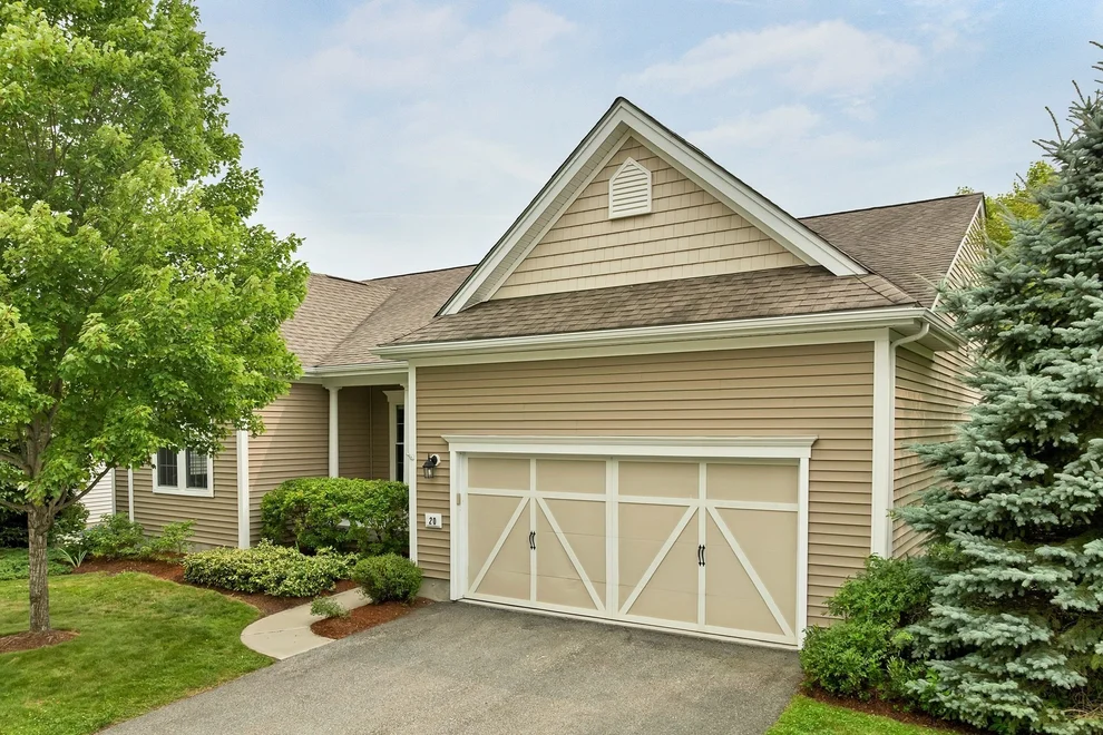 Unit for sale at 20 Parkland Lane, Acton, MA 01720