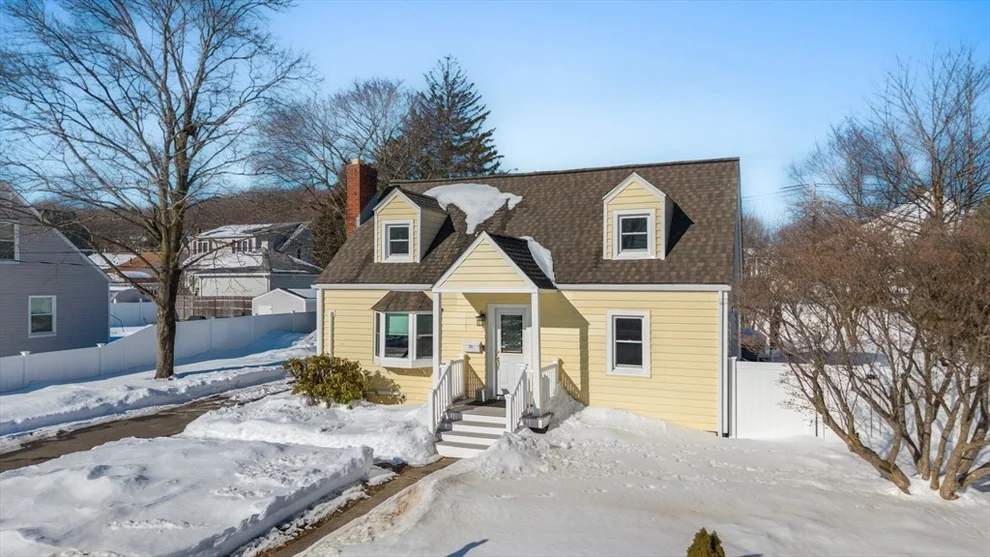 Unit for sale at 26 Bartholomew Ter, Peabody, MA 01960