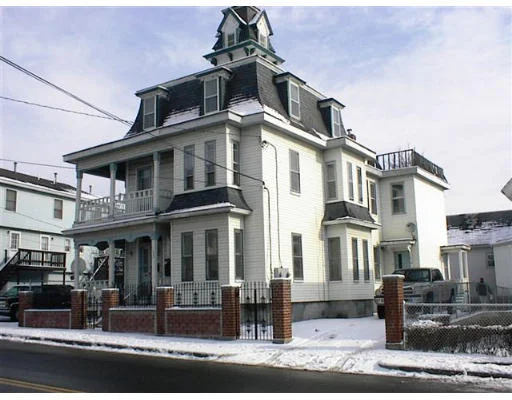 Unit for sale at 152 School St, Lowell, MA 01854