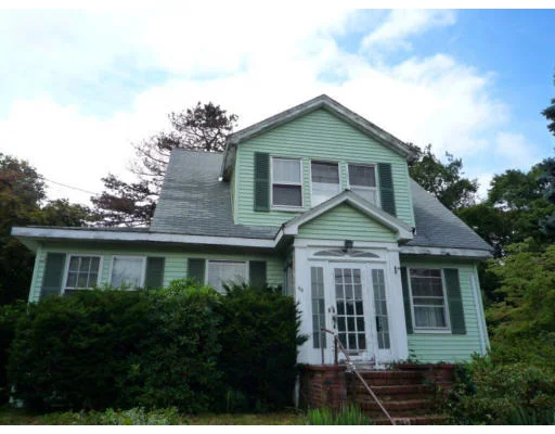 Unit for sale at 46 Partridge Street, Watertown, MA 02472