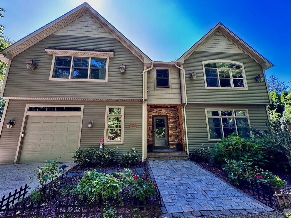 Unit for sale at 20 Bungalow Point, Wilbraham, MA 01095
