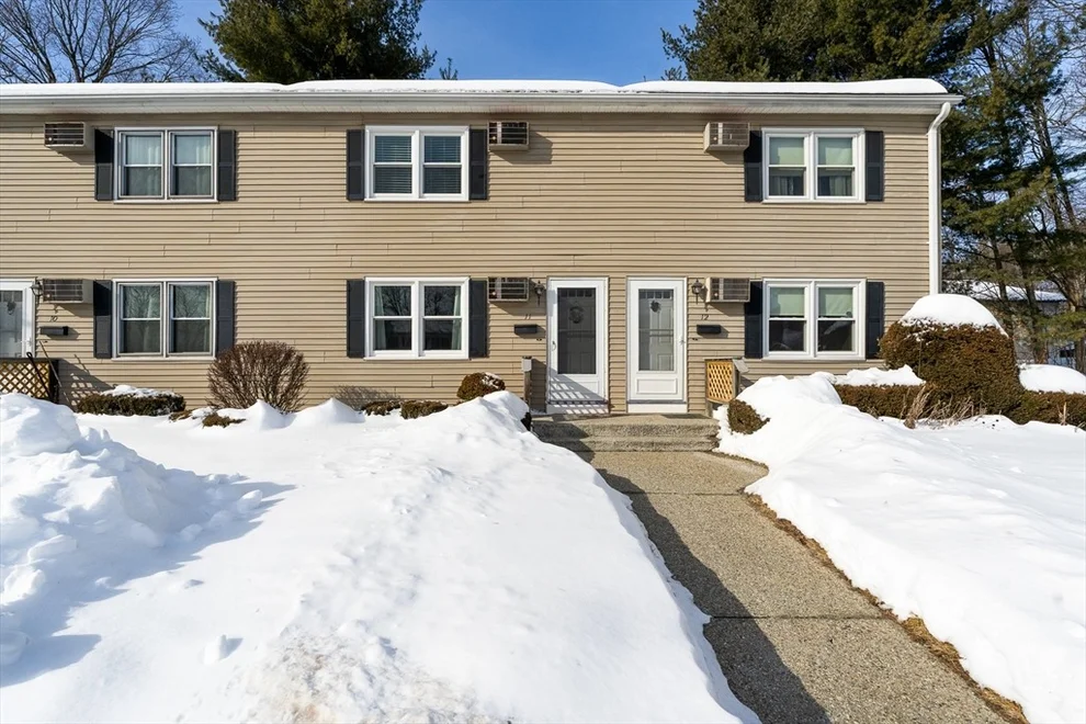 Unit for sale at 41 South St, Easthampton, MA 01027