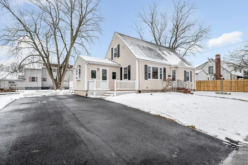 Unit for sale at 90 Chamberlain St, Lowell, MA 01852