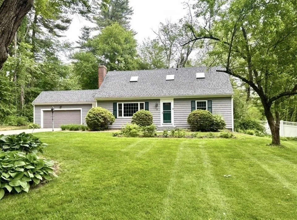 Unit for sale at 15 Highfield Dr, Lancaster, MA 01523