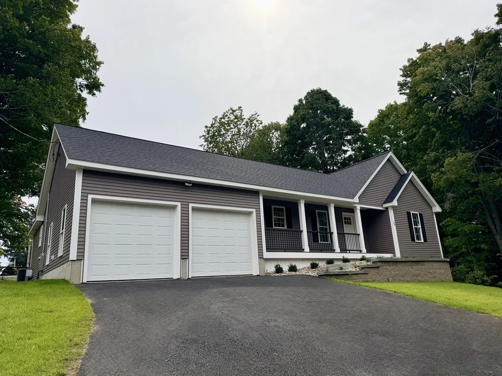 Unit for sale at 20 Highland Ave, West Boylston, MA 01583
