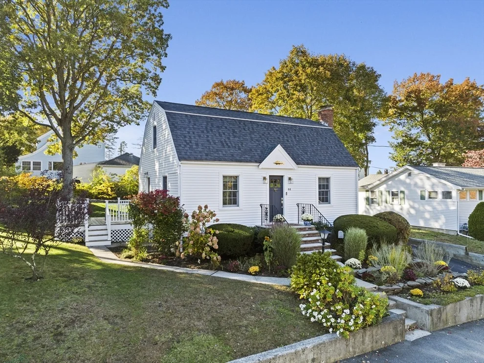 Unit for sale at 44 Shepard Rd, Braintree, MA 02184