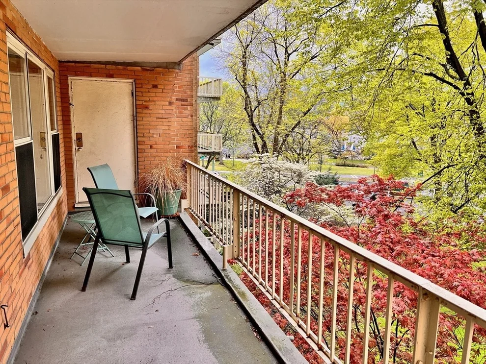 Unit for sale at 145 Pinckney St, Boston, MA 02114