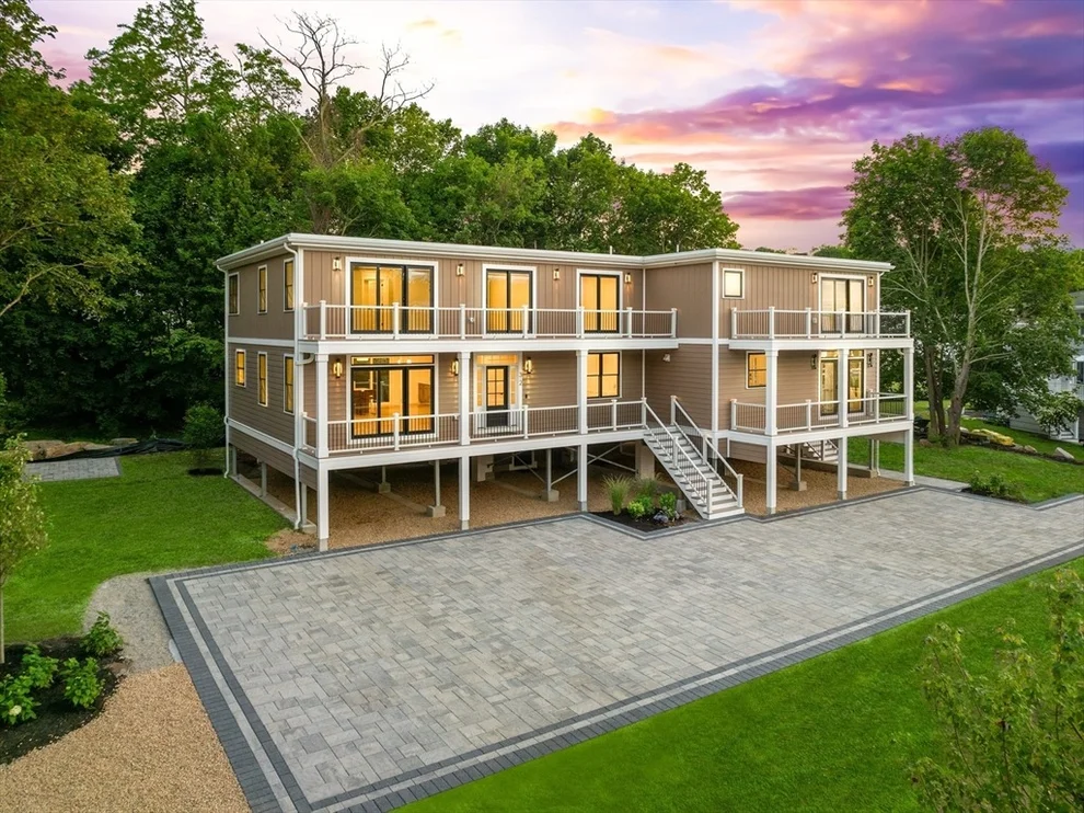 Unit for sale at 3 Colburn St, Gloucester, MA 01930