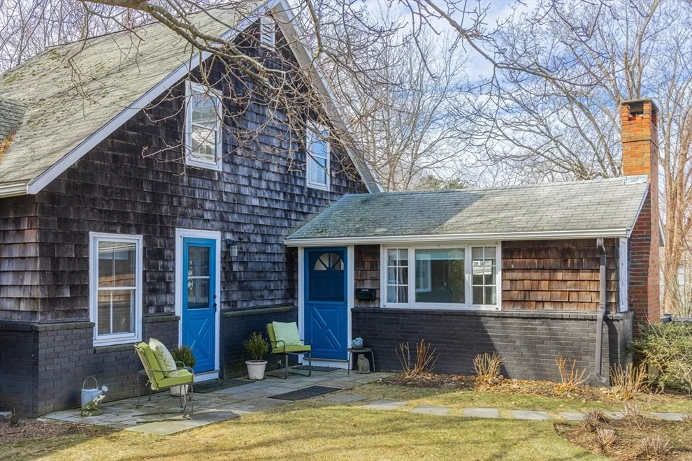 Unit for sale at 34-R Mugford St, Marblehead, MA 01945