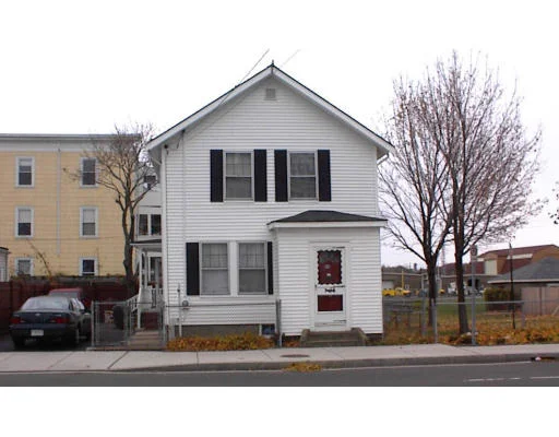 Unit for sale at 94 Elliott St, Beverly, MA 01915