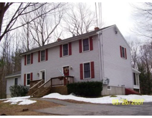 Unit for sale at 29 A Webber Rd, Hampstead, NH 03826
