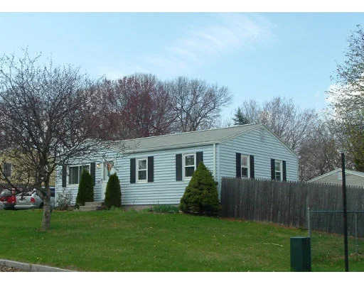 Unit for sale at 139 Moss Rd, Springfield, MA 01119