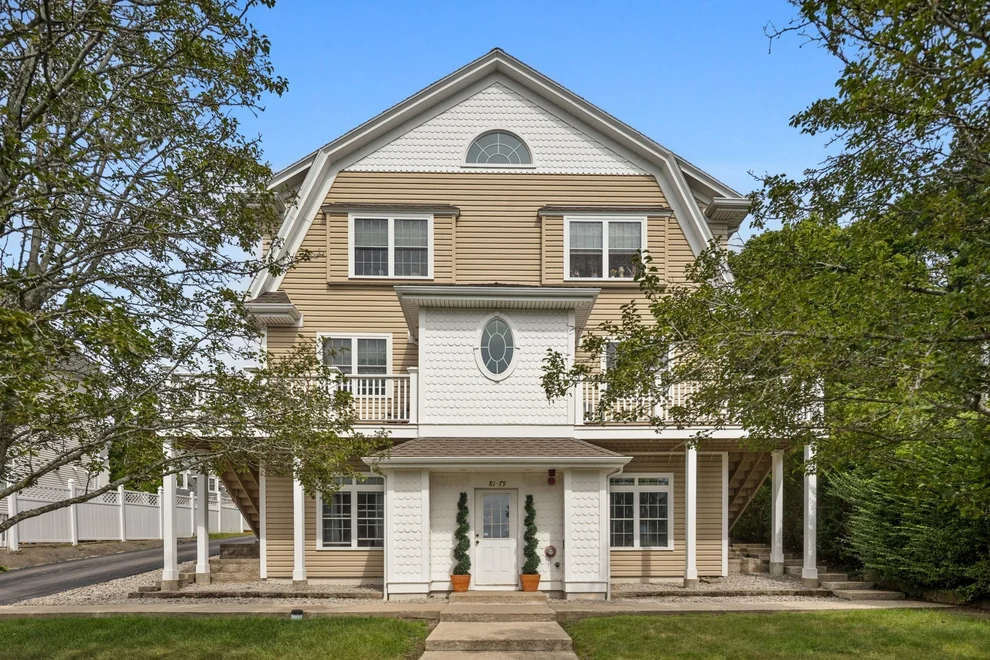 Unit for sale at 79 Suomi Rd, Quincy, MA 02169