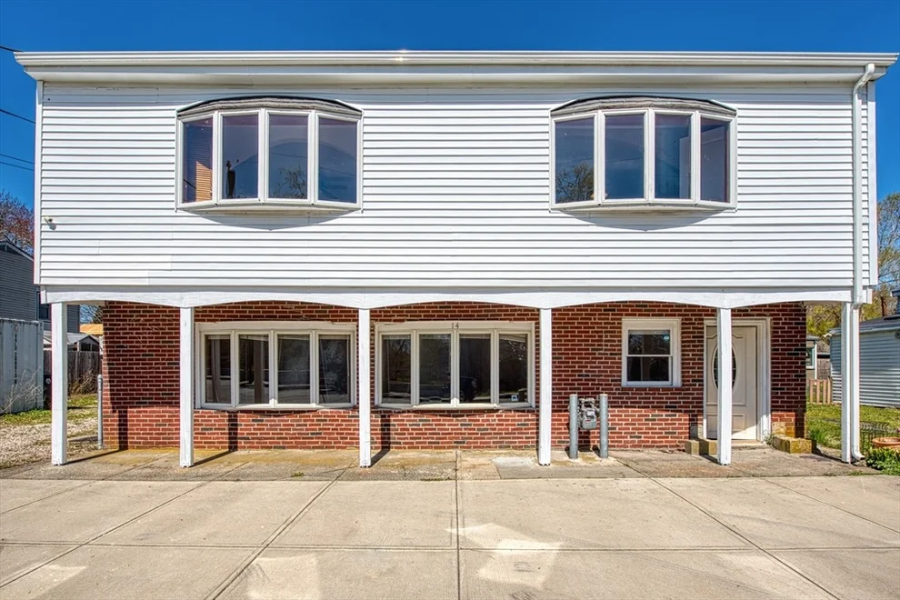 Unit for sale at 14 Milton St, Dartmouth, MA 02748
