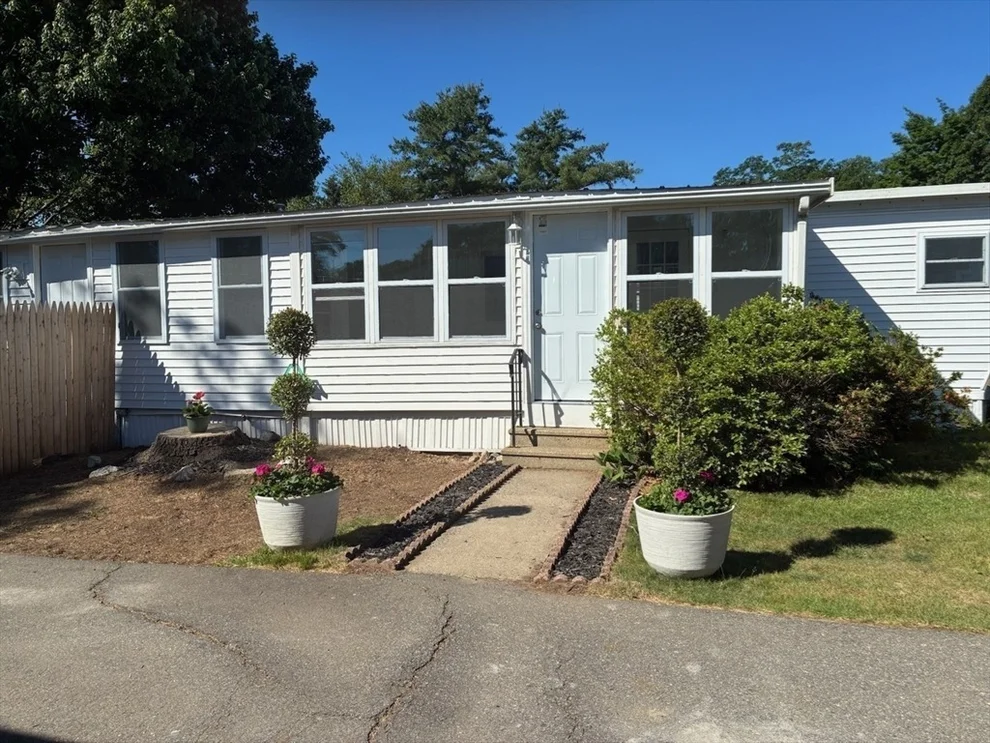 Unit for sale at 261 Newbury, Peabody, MA 01960
