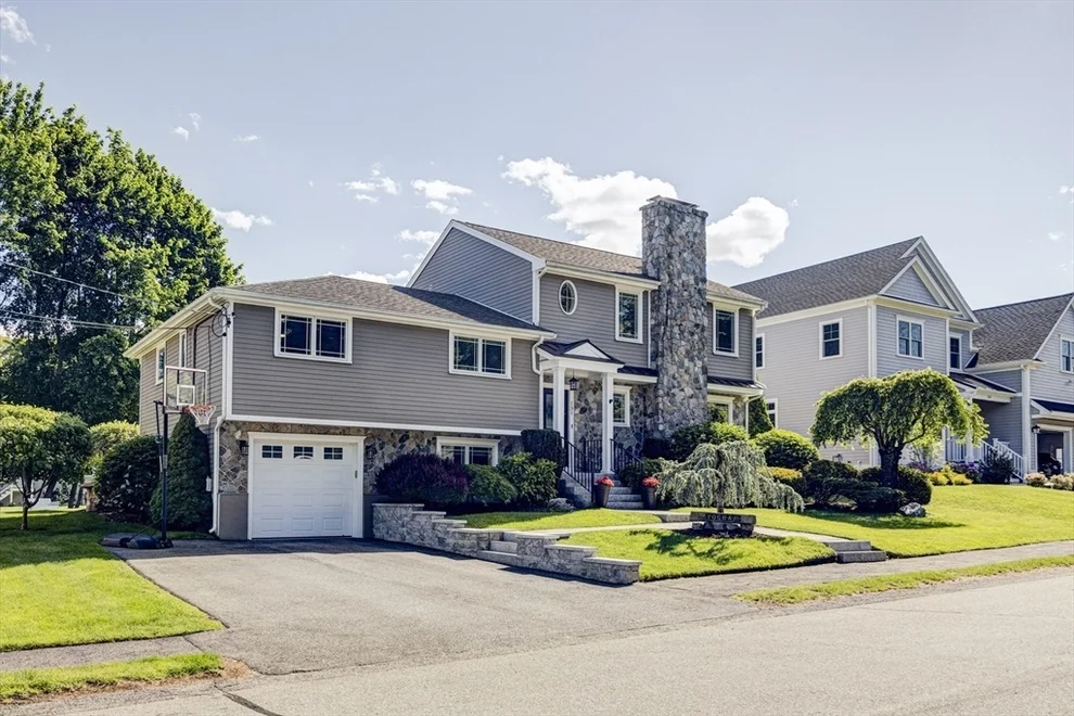 Unit for sale at 131 Woodbine Cir, Needham, MA 02494