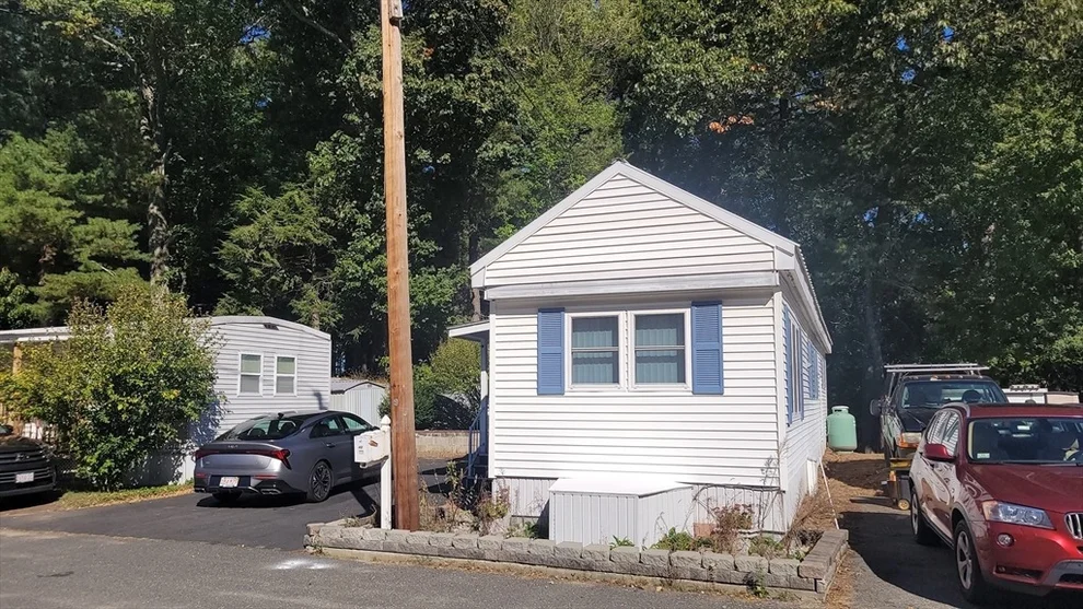 Unit for sale at 846 Broadway, Saugus, MA 01906