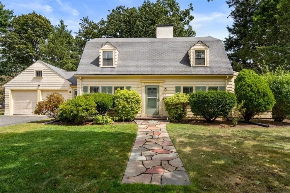 Unit for sale at 34 Palmer Rd., Newton, MA 02468