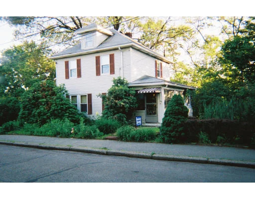 Unit for sale at 68 Indiana Terrace, Newton, MA 02464
