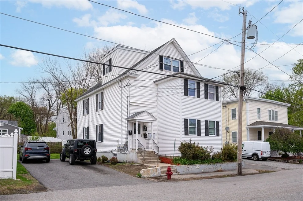 Unit for sale at 118 Lafayette St, Lowell, MA 01854