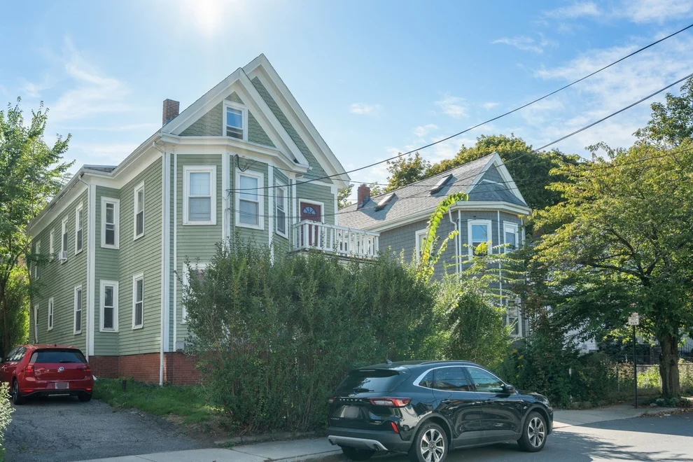 Unit for sale at 166 Albion St, Somerville, MA 02144
