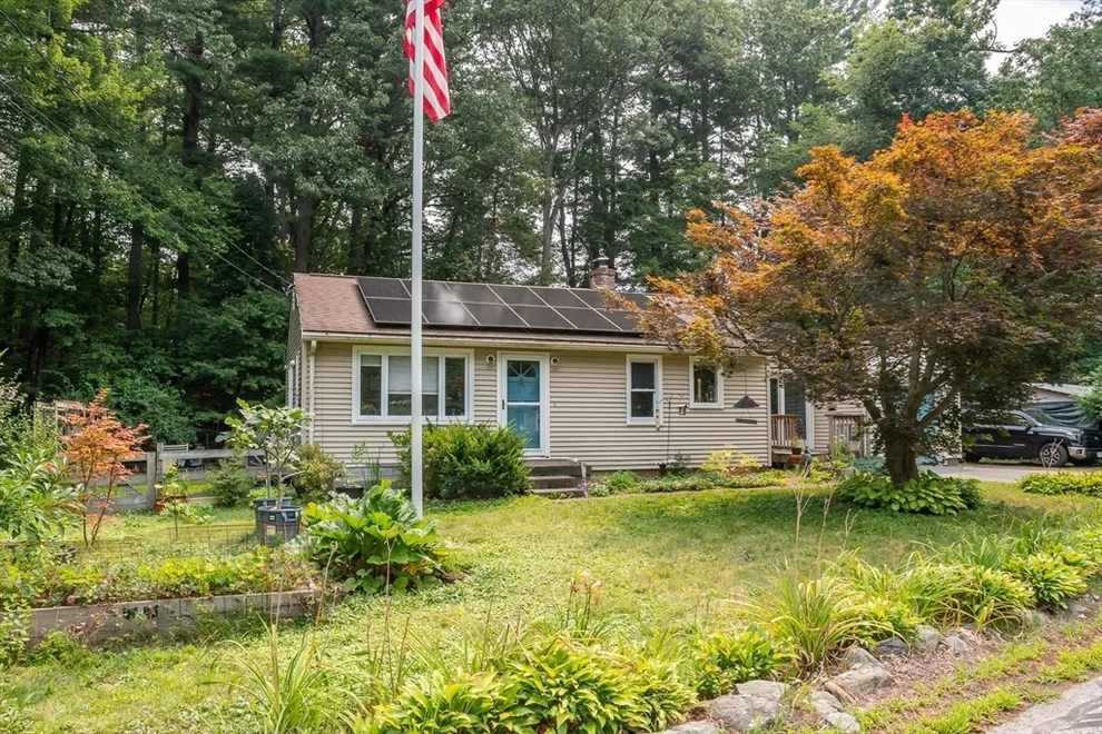 Unit for sale at 26 Pinehaven, Northborough, MA 01532