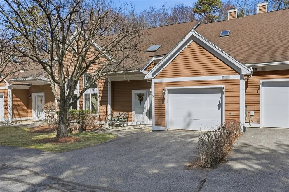 Unit for sale at 54 Woodland Park, Haverhill, MA 01830