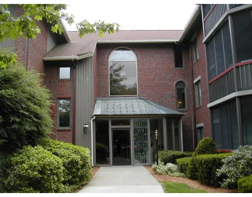 Unit for sale at 770-306 Salisbury Street, Worcester, MA 01609
