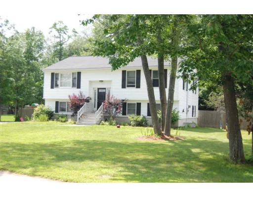 Unit for sale at 17 Kimberly Drive, Seabrook, NH 03874