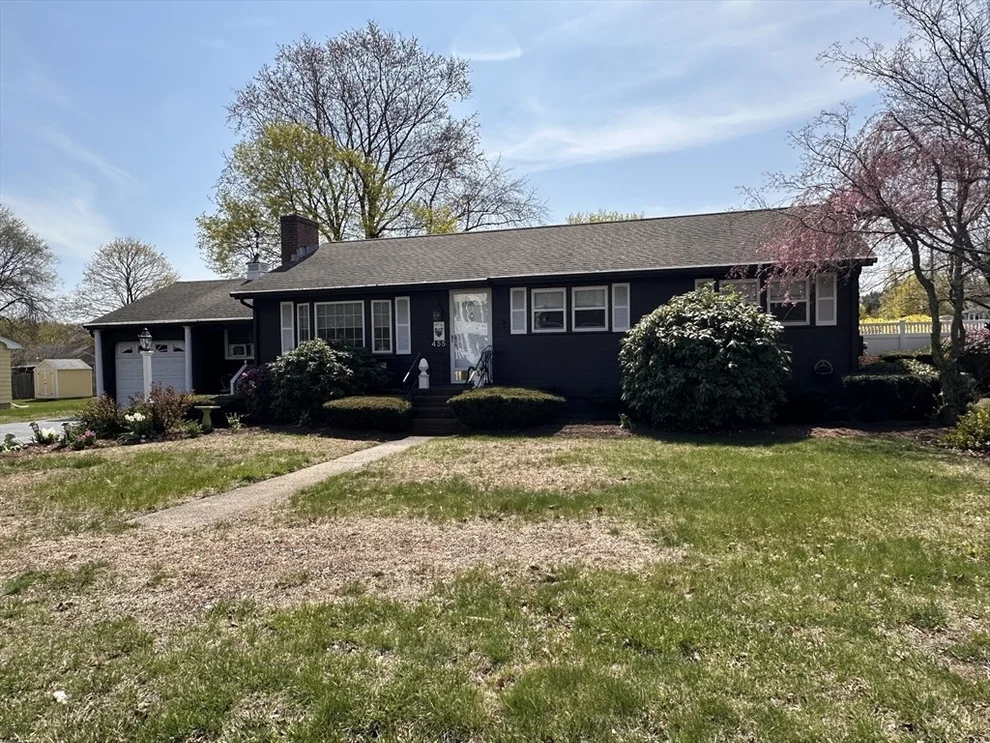 Unit for sale at 455 Farm Rd, Marlborough, MA 01752