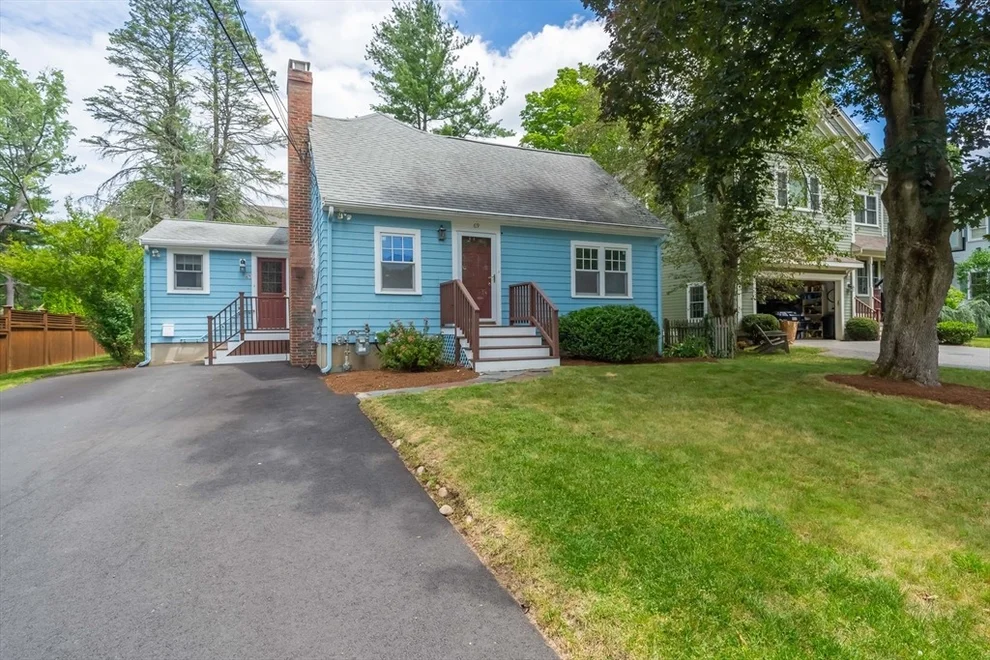 Unit for sale at 69 Harding Rd, Lexington, MA 02420