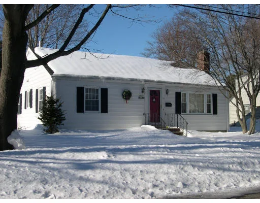 Unit for sale at 16 Iverson Rd, Beverly, MA 01915