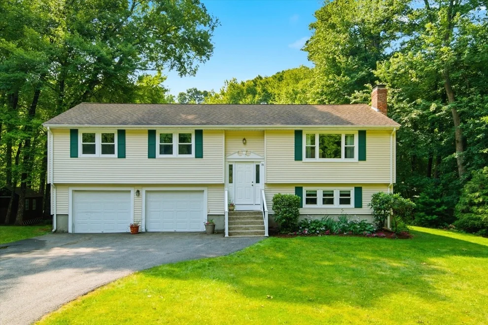 Unit for sale at 18 Stone Dr, Northborough, MA 01532