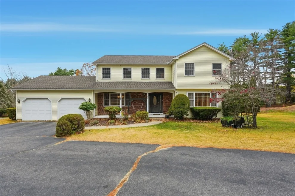 Unit for sale at 98 Mason St, Palmer, MA 01069