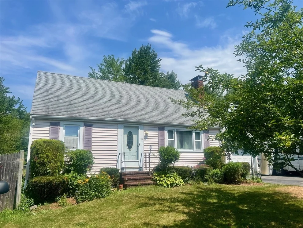 Unit for sale at 37 Melvern Rd, Abington, MA 02351