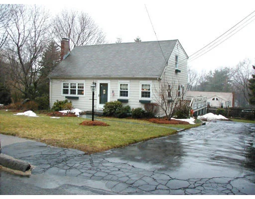 Unit for sale at 4 Grandview Dr, Franklin, MA 02038