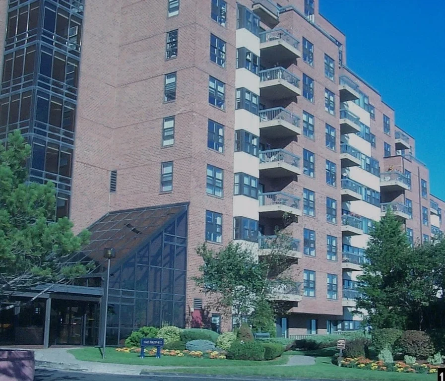 Unit for sale at 1 Seal Harbor Rd, Winthrop, MA 02152